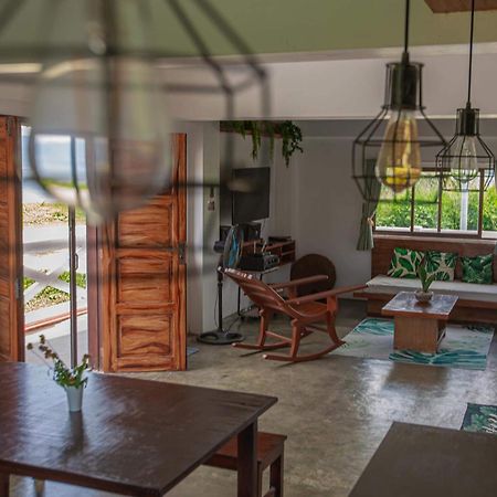 Triangle Huts Hotel Пагудпуд Екстериор снимка