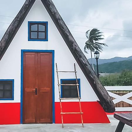 Triangle Huts Hotel Пагудпуд Екстериор снимка
