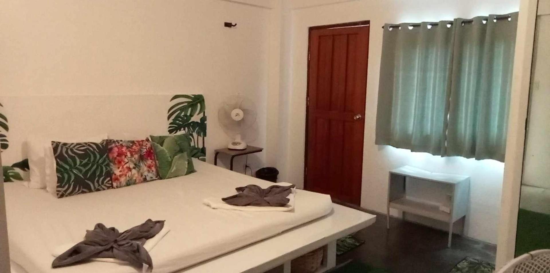 Triangle Huts Hotel Пагудпуд Екстериор снимка