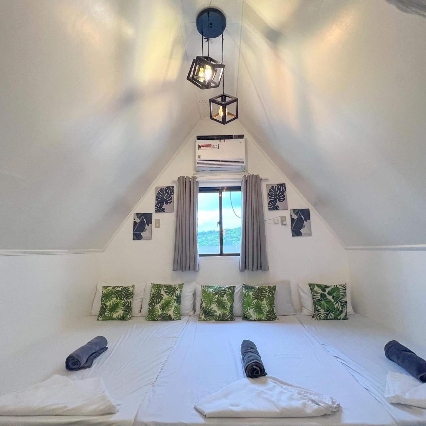 Triangle Huts Hotel Пагудпуд Екстериор снимка