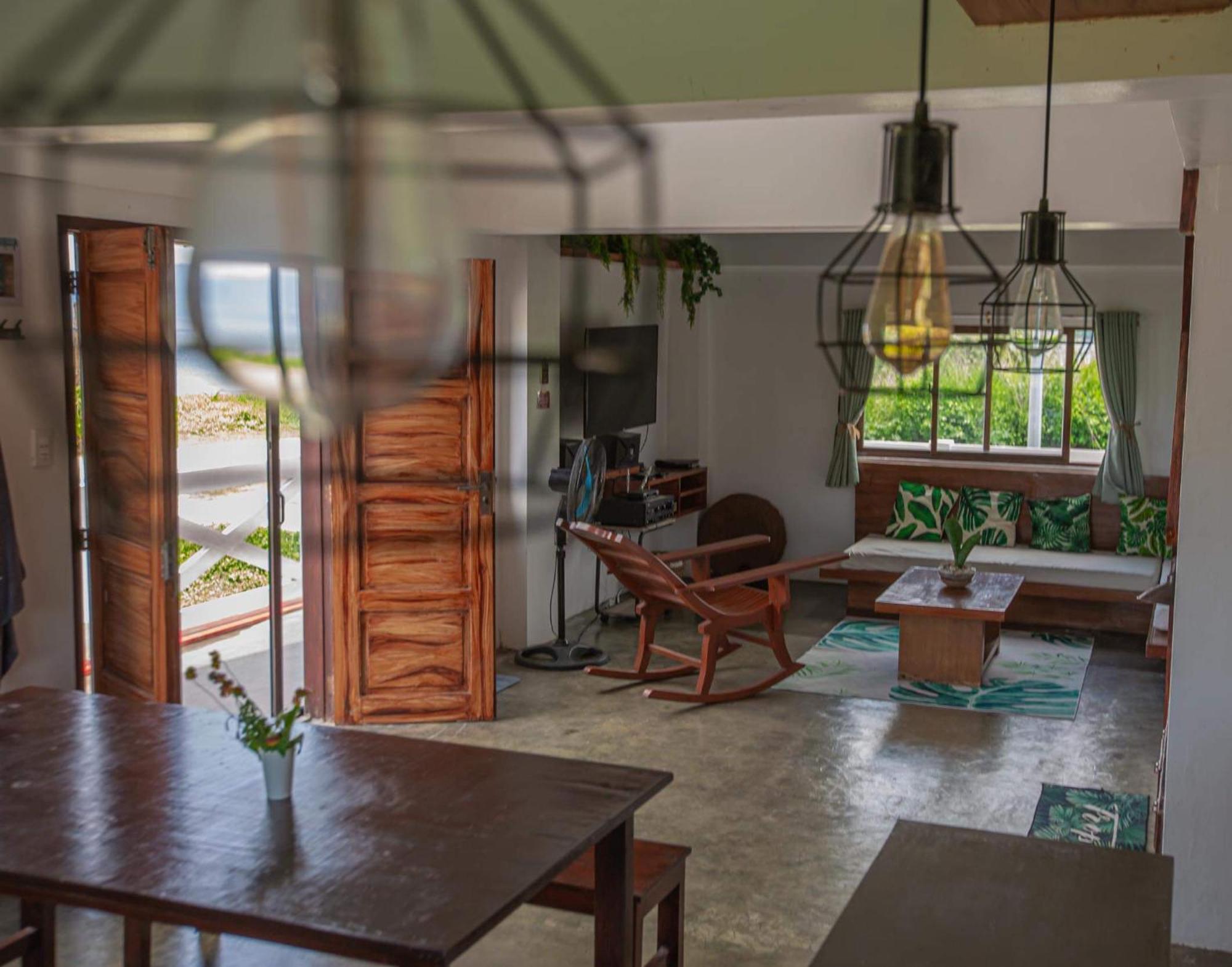 Triangle Huts Hotel Пагудпуд Екстериор снимка