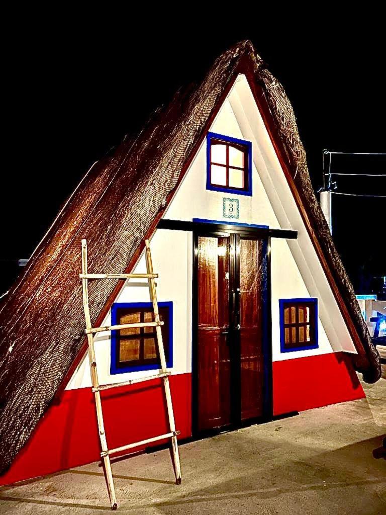 Triangle Huts Hotel Пагудпуд Екстериор снимка